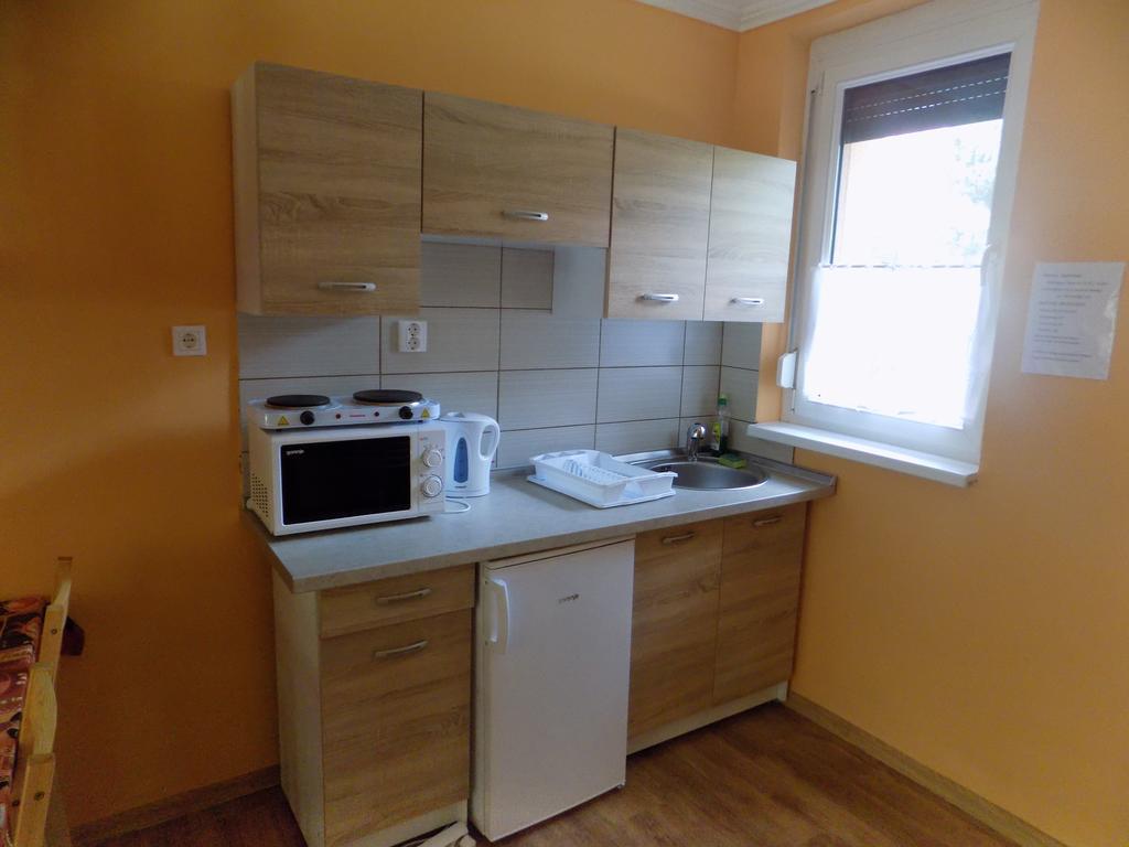 Narcisz Apartman Дьюла Экстерьер фото